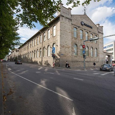 Charming Loft Near Old Town Apartment Талин Екстериор снимка