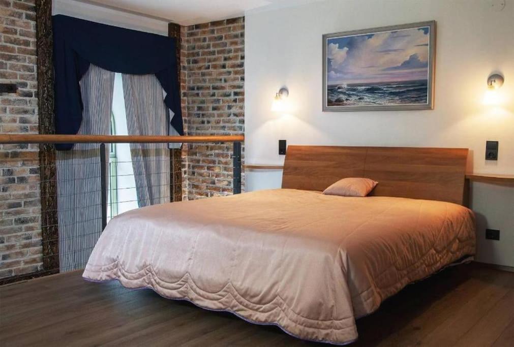 Charming Loft Near Old Town Apartment Талин Екстериор снимка